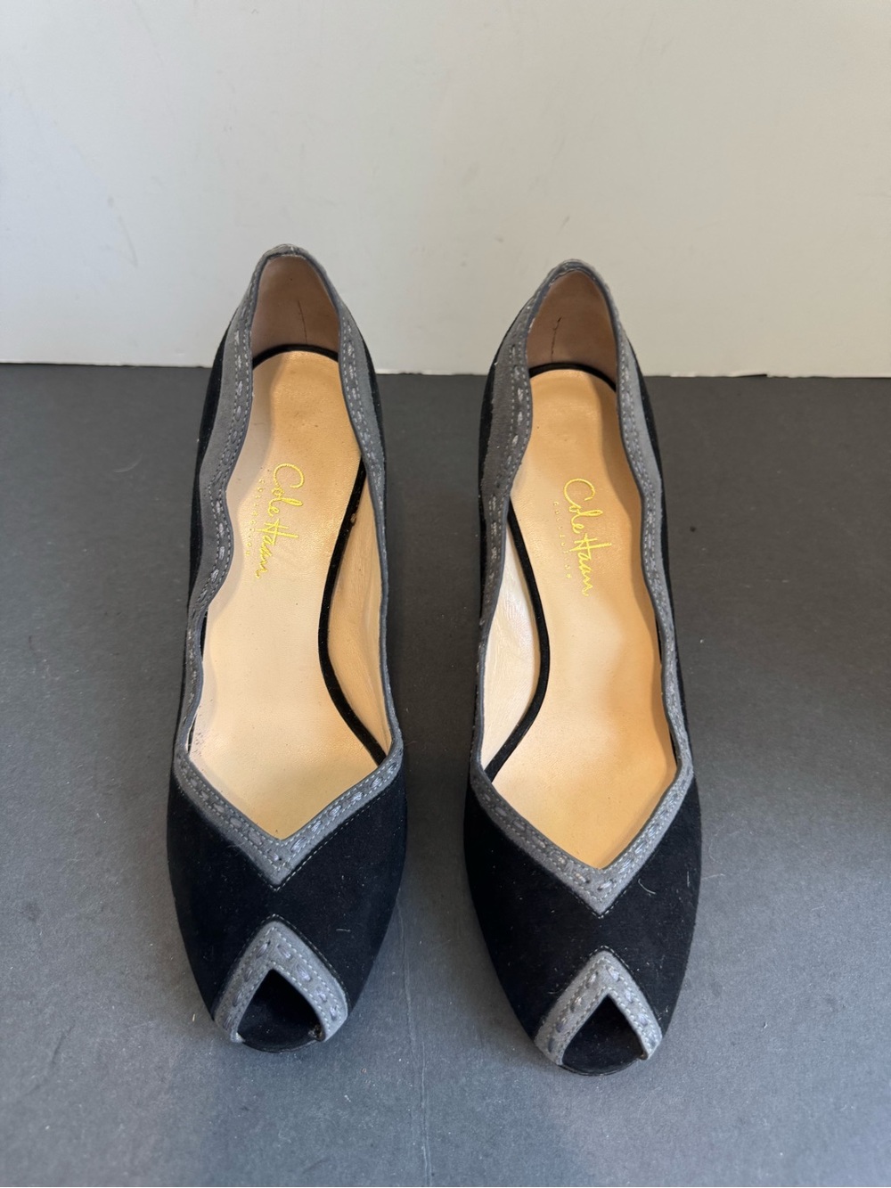 Cole Haan black suede peep-toe pumps. Size 7B - Picture 11 of 14